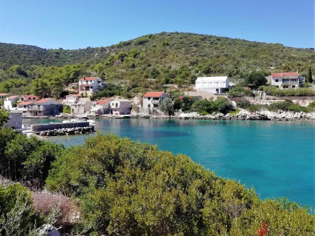 Apartment Zalo Donje Selo na Šolti Εξωτερικό φωτογραφία