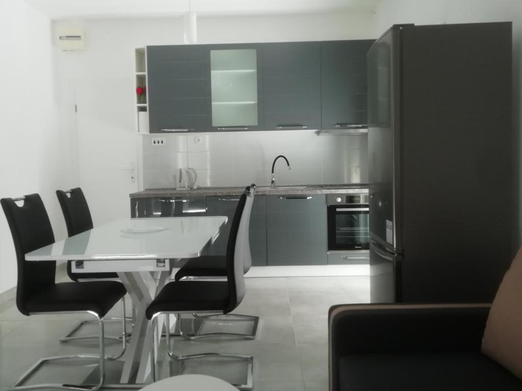 Apartment Zalo Donje Selo na Šolti Εξωτερικό φωτογραφία
