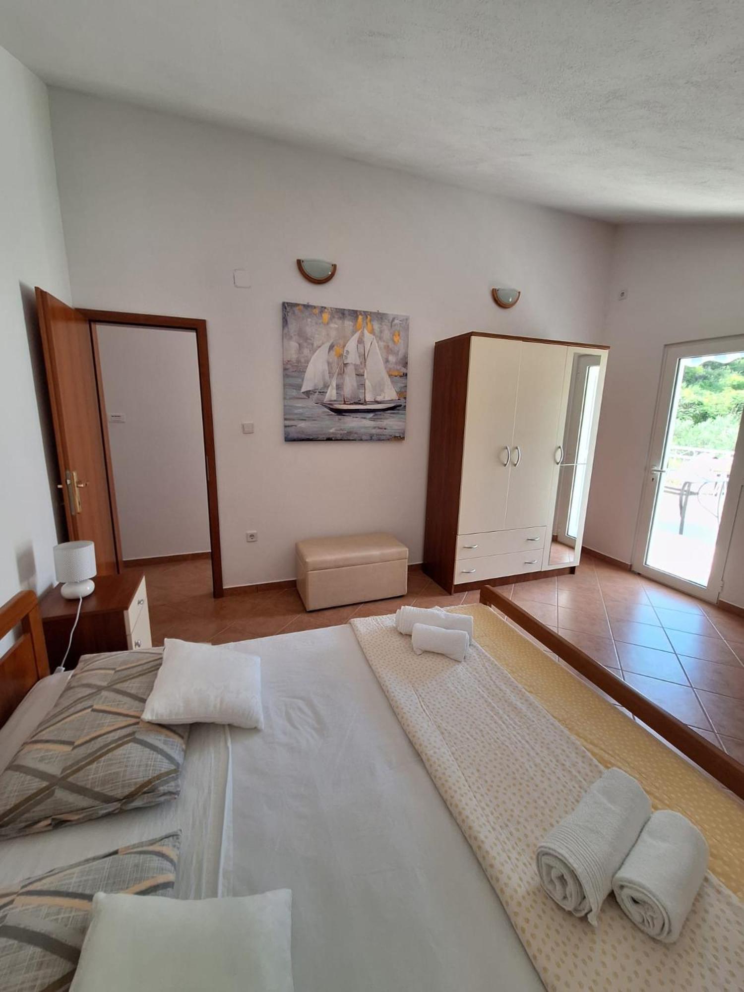 Apartment Zalo Donje Selo na Šolti Εξωτερικό φωτογραφία