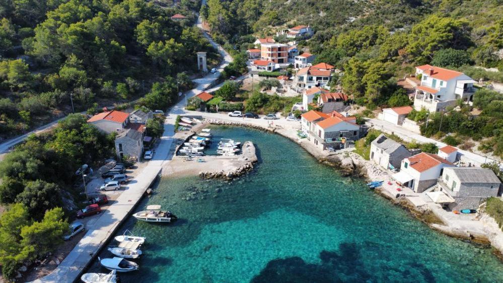 Apartment Zalo Donje Selo na Šolti Εξωτερικό φωτογραφία
