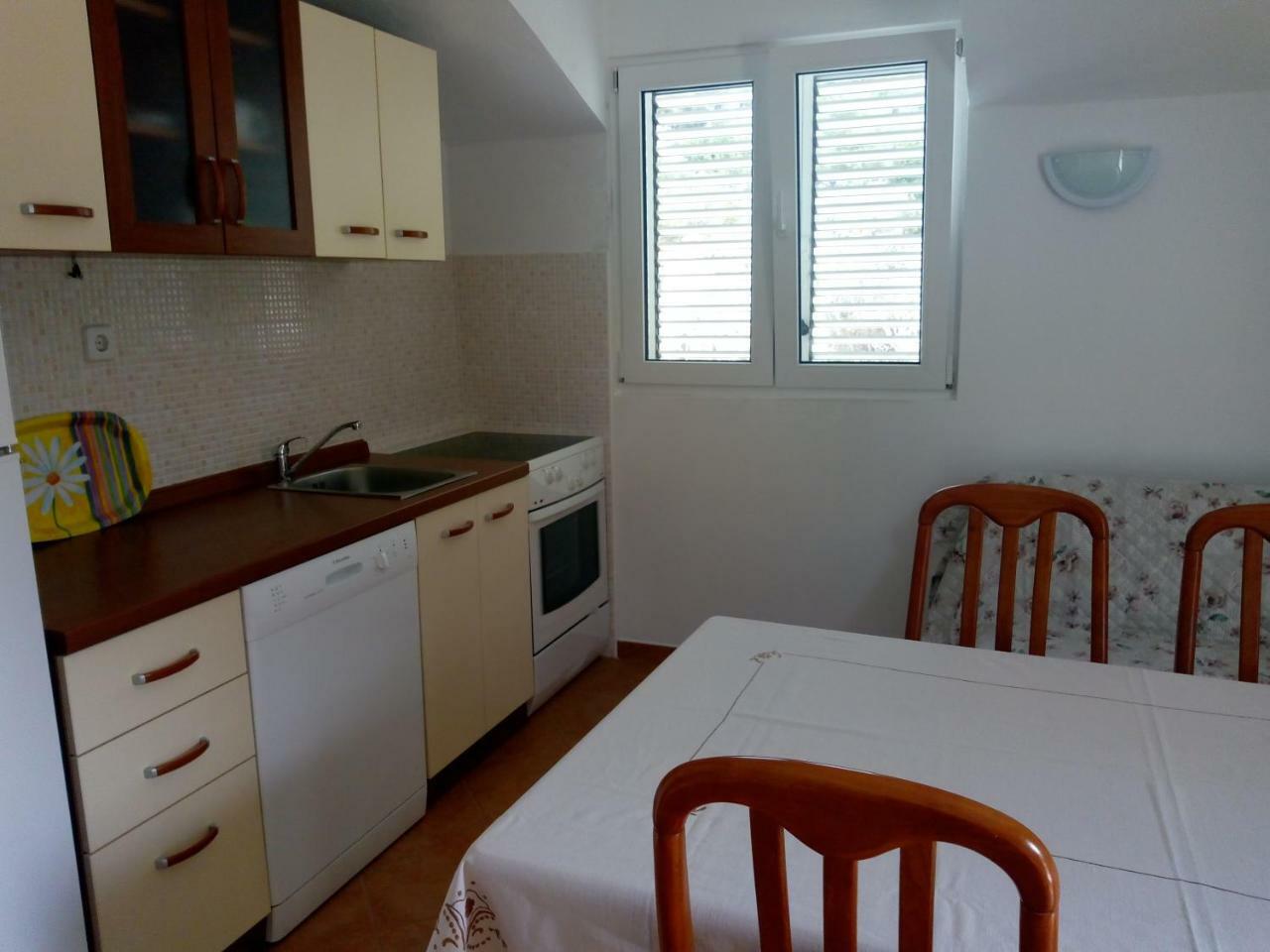 Apartment Zalo Donje Selo na Šolti Εξωτερικό φωτογραφία