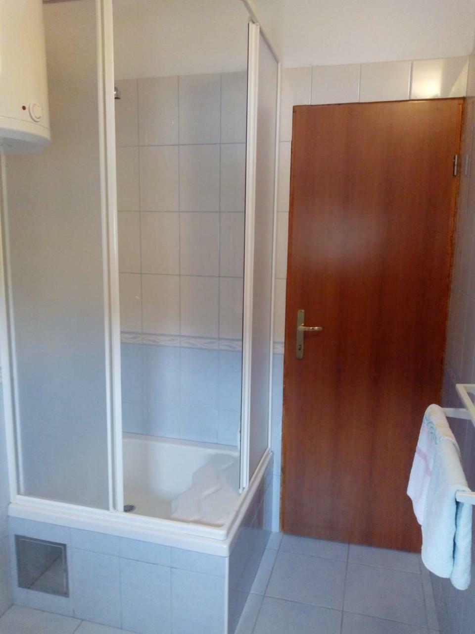 Apartment Zalo Donje Selo na Šolti Εξωτερικό φωτογραφία